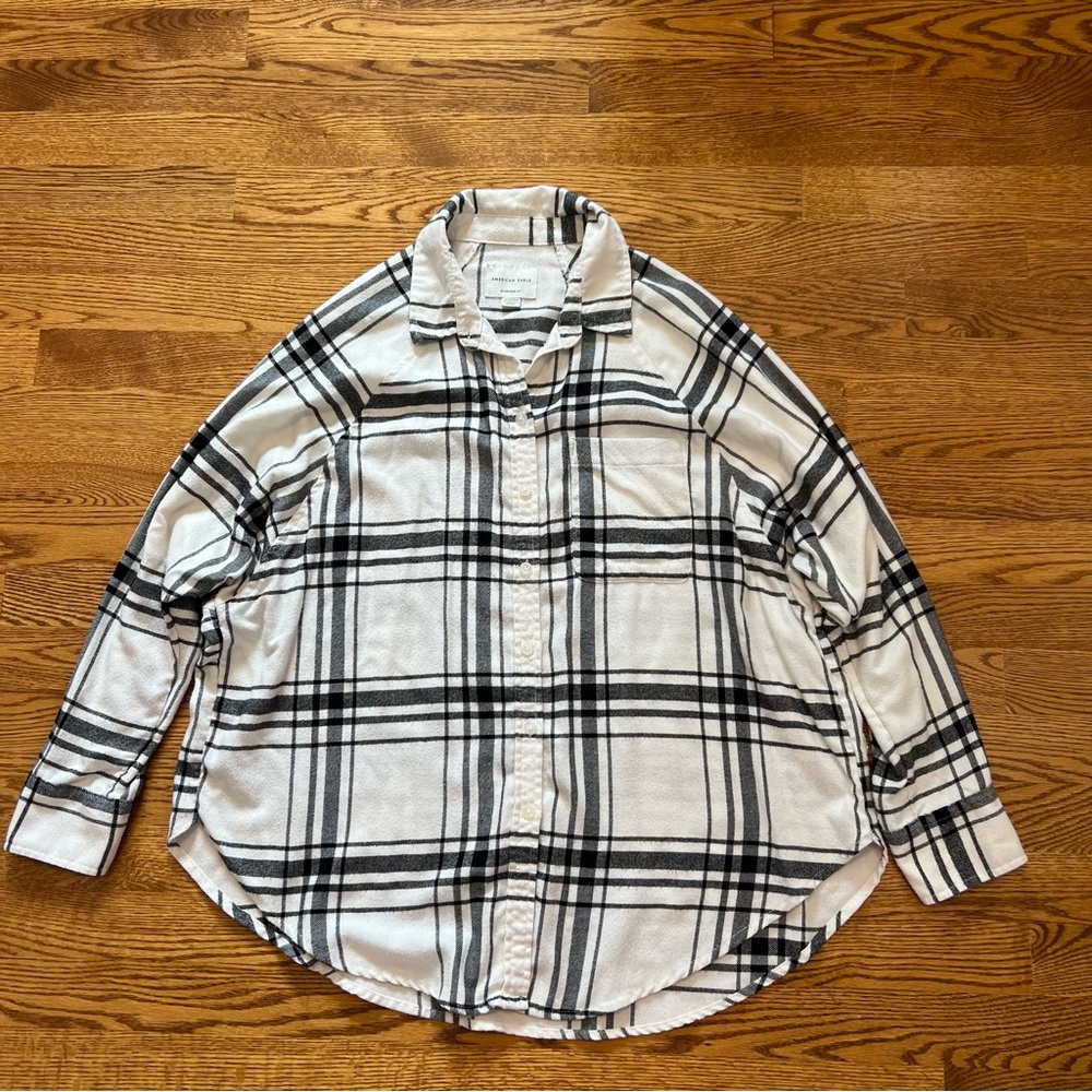 American Eagle Plaid Flannel Button-Up